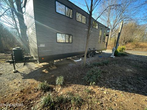 Tiny photo for 307 County Road 890, Etowah, TN 37331 (MLS # 1325717)