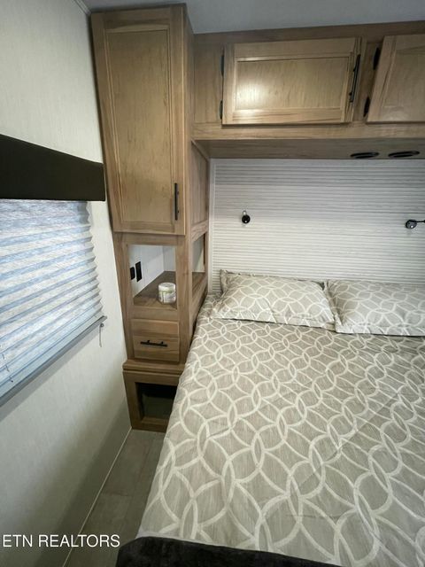 Tiny photo for 307 County Road 890, Etowah, TN 37331 (MLS # 1325717)