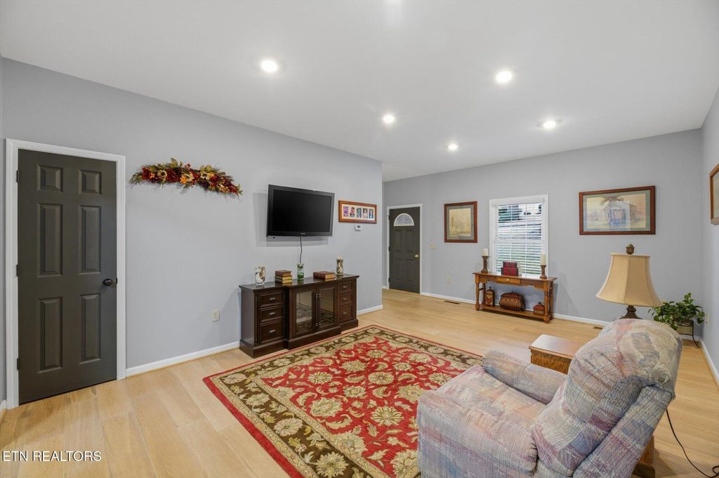 Photo of 504 Fairway Drive, Athens, TN 37303 (MLS # 1326884)