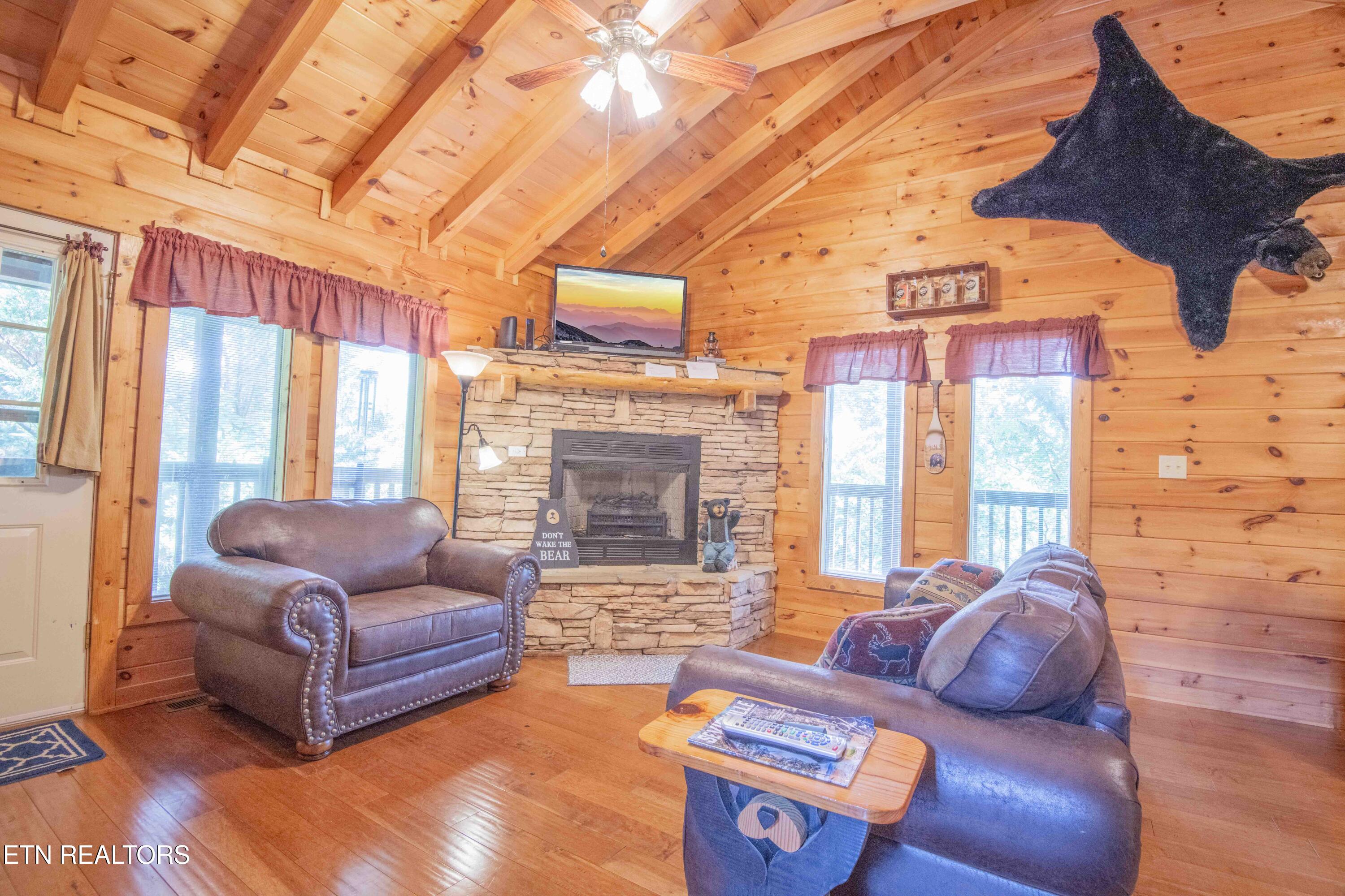 1615 Paradise Ridge Drive