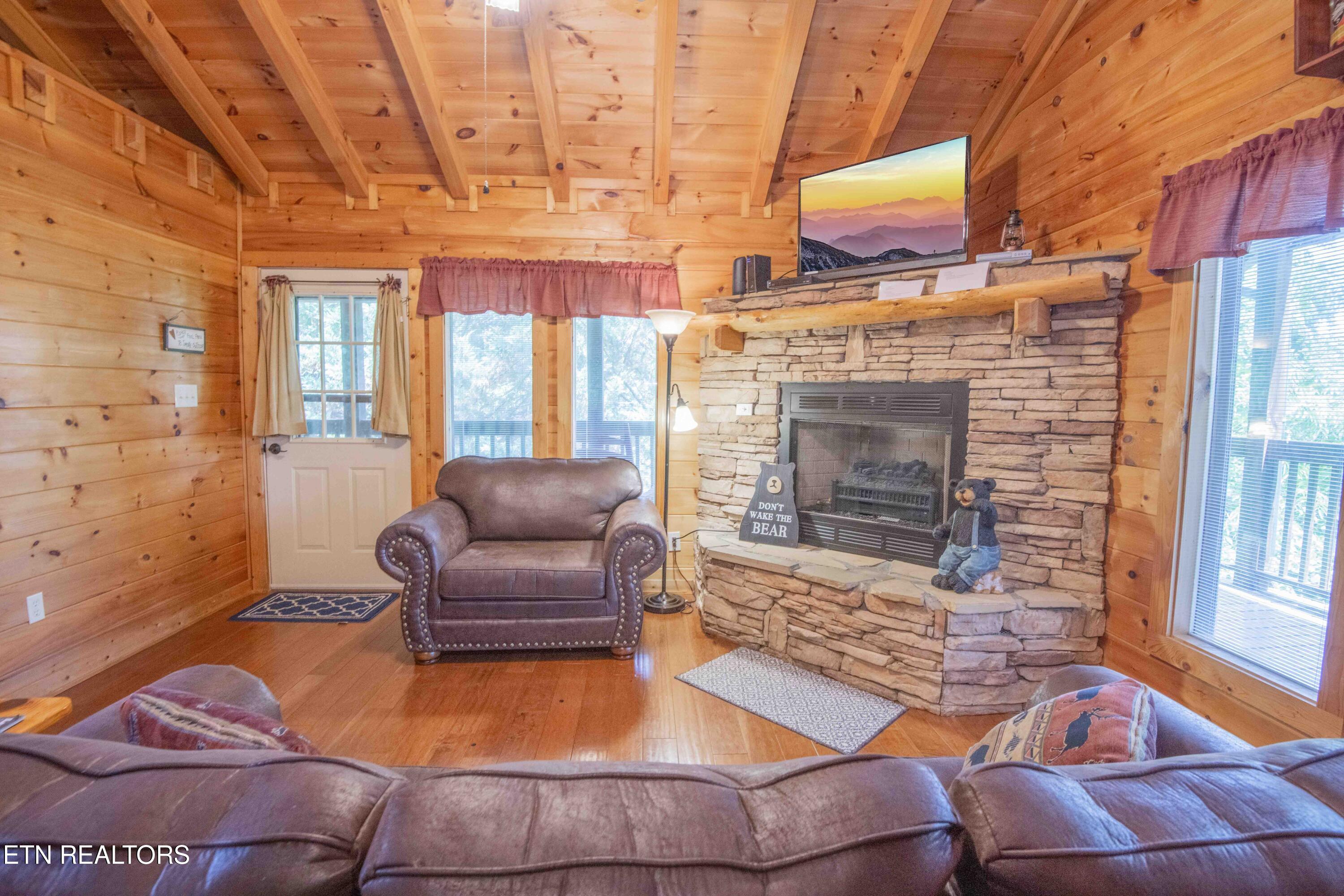 1615 Paradise Ridge Drive