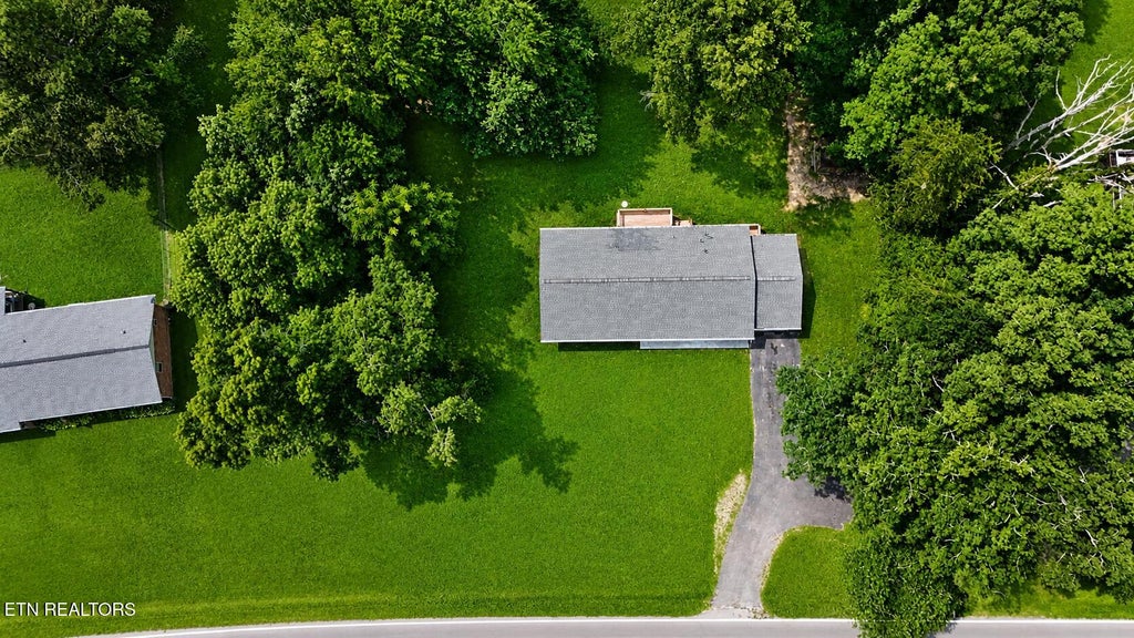 Photo of 1941 W 3rd Ave, Oneida, TN 37841 (MLS # 1328475)