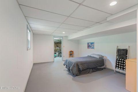 Tiny photo for 209 Strawberry Lane, Caryville, TN 37714 (MLS # 1326107)