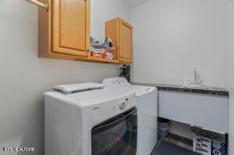 Tiny photo for 209 Strawberry Lane, Caryville, TN 37714 (MLS # 1326107)