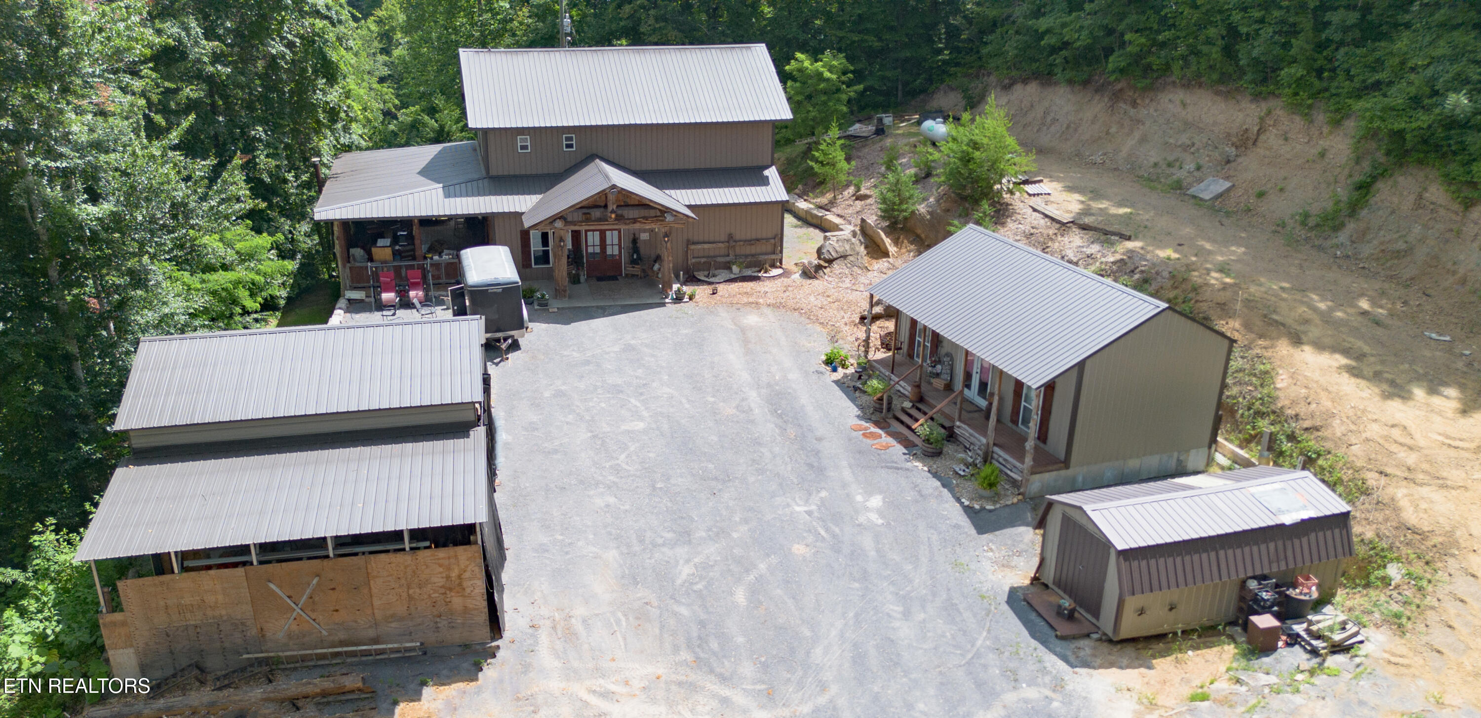 700 Damewood Hollow Rd