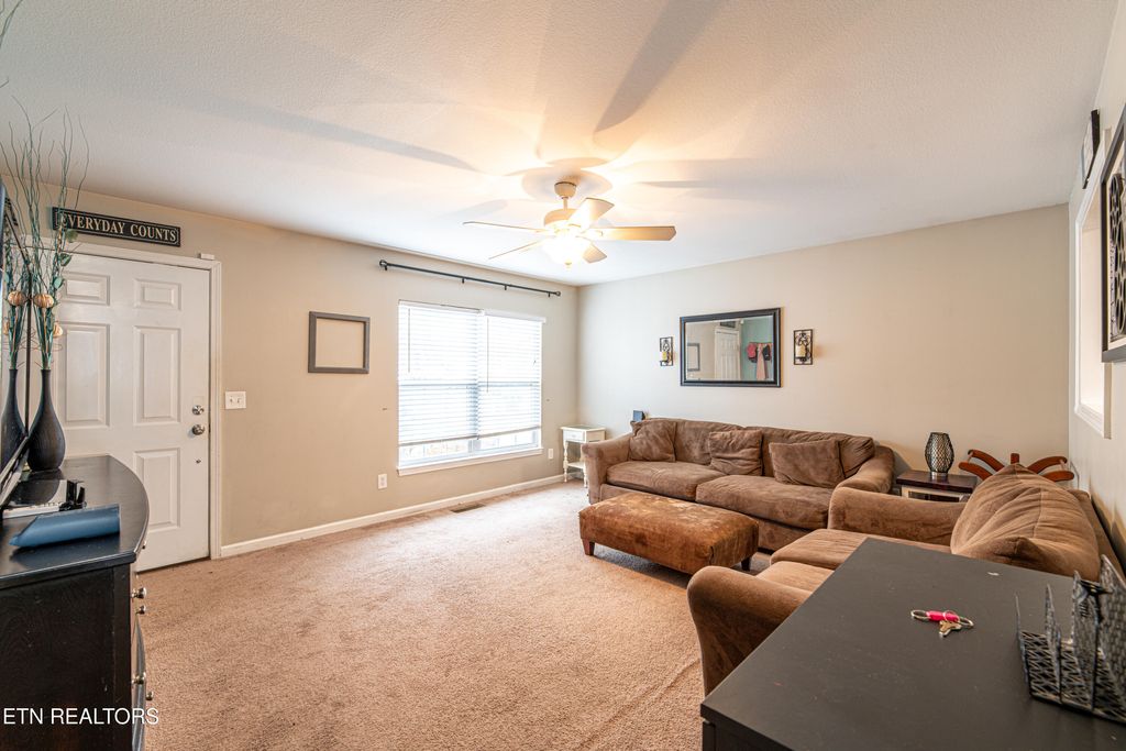 Photo of 705 S Everett High Rd, Maryville, TN 37804 (MLS # 1330360)