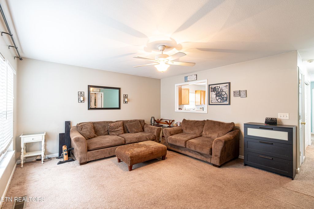 Photo of 705 S Everett High Rd, Maryville, TN 37804 (MLS # 1330360)