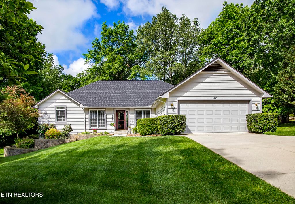Photo of 20 Dockside Drive, Fairfield Glade, TN 38558 (MLS # 1305166)