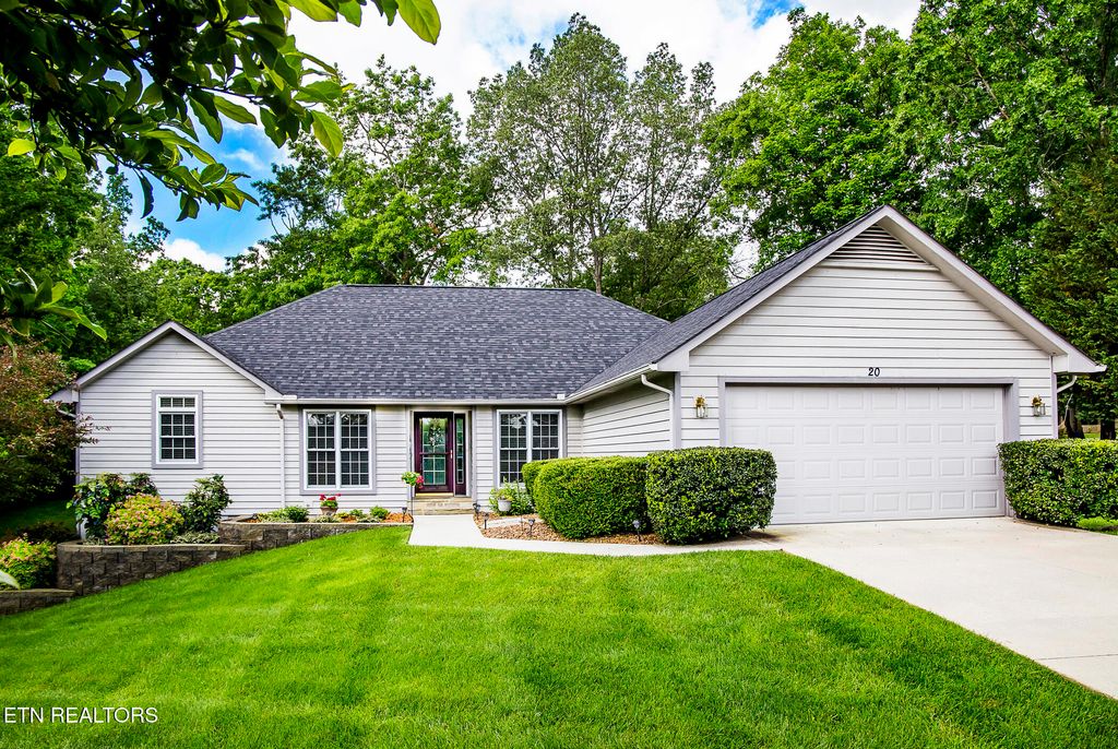 Photo of 20 Dockside Drive, Fairfield Glade, TN 38558 (MLS # 1305166)