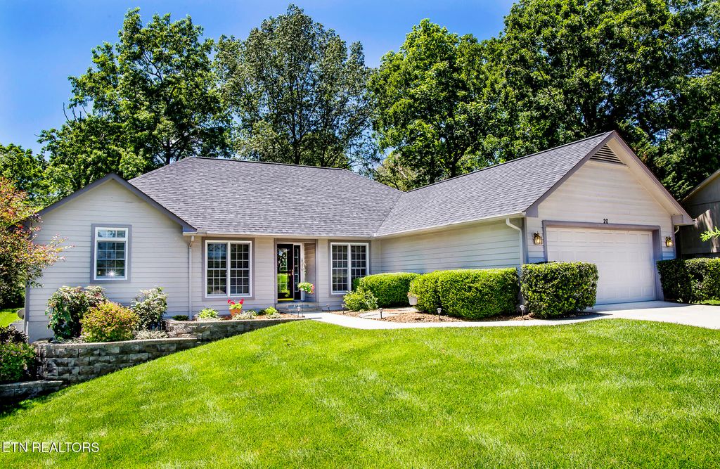 Photo of 20 Dockside Drive, Fairfield Glade, TN 38558 (MLS # 1305166)