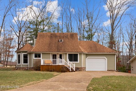 Photo of 159 Glenwood Drive, Fairfield Glade, TN 38558 (MLS # 1328064)