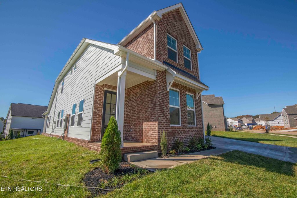 Photo of 405 Ivey Farms Road (Lot 58), Farragut, TN 37934 (MLS # 1323136)