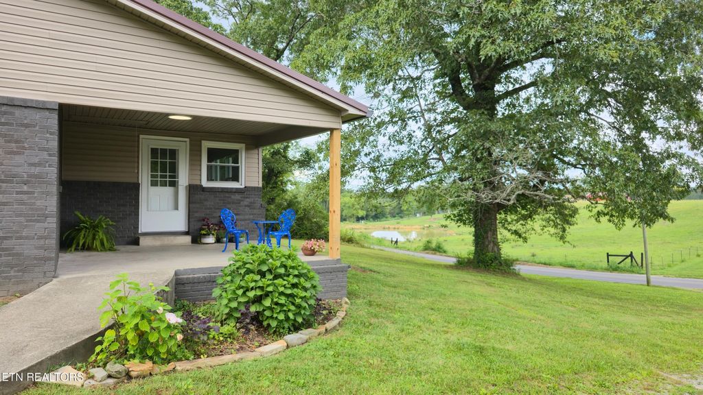 Photo of 10587 Chestnut Hill Rd, Crab Orchard, TN 37723 (MLS # 1297491)