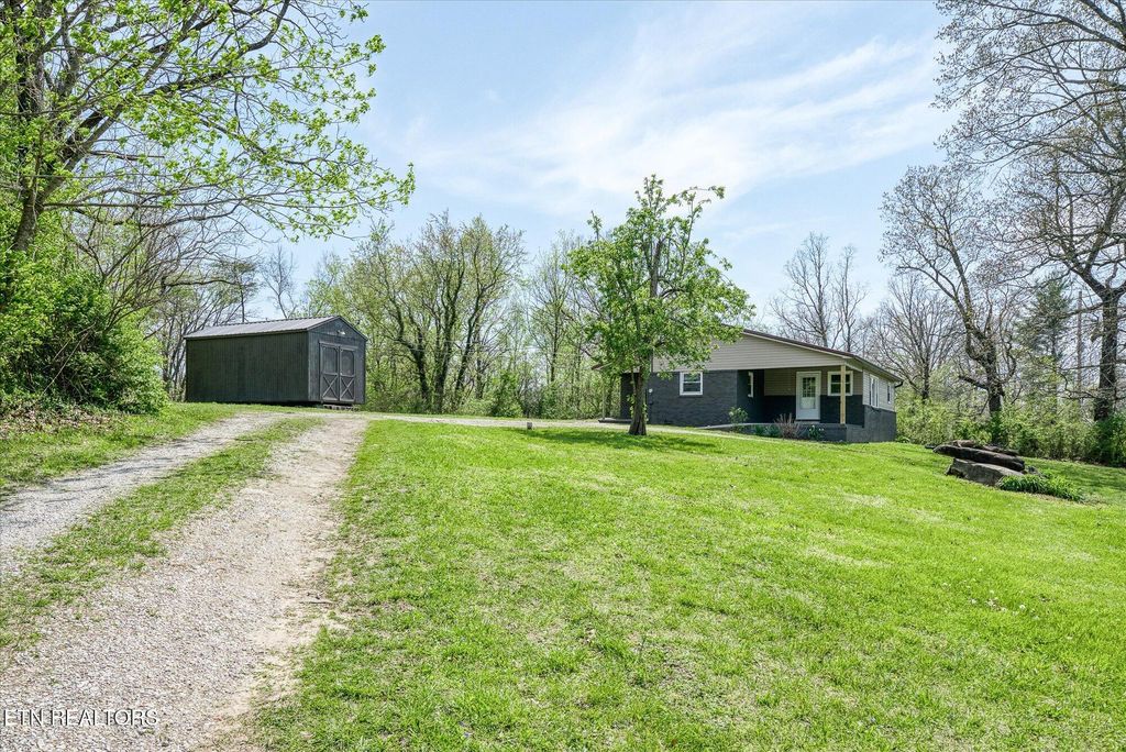 Photo of 10587 Chestnut Hill Rd, Crab Orchard, TN 37723 (MLS # 1297491)