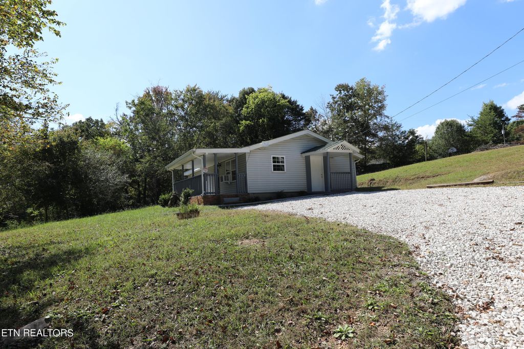 Photo of 139 Crowder Springs Spgs, Tellico Plains, TN 37385 (MLS # 1241537)