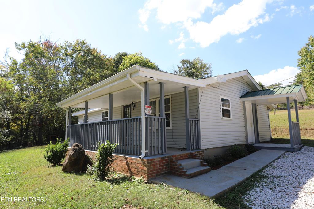 Photo of 139 Crowder Springs Spgs, Tellico Plains, TN 37385 (MLS # 1241537)