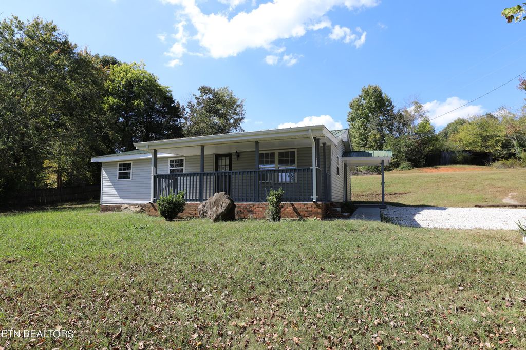 Photo of 139 Crowder Springs Spgs, Tellico Plains, TN 37385 (MLS # 1241537)