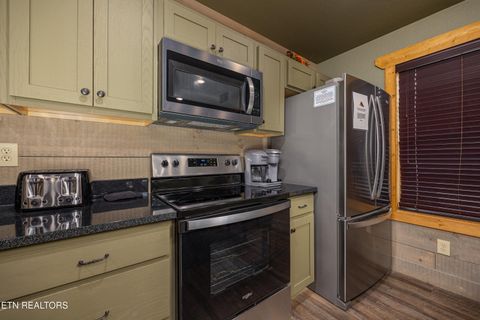 Tiny photo for 1019 Potters Way, Gatlinburg, TN 37738 (MLS # 1327714)