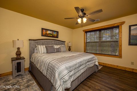 Tiny photo for 1019 Potters Way, Gatlinburg, TN 37738 (MLS # 1327714)