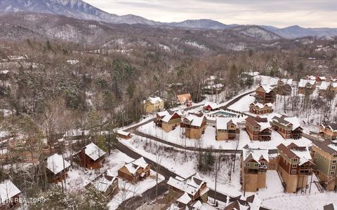 Tiny photo for 1019 Potters Way, Gatlinburg, TN 37738 (MLS # 1327714)