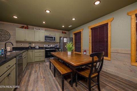 Tiny photo for 1019 Potters Way, Gatlinburg, TN 37738 (MLS # 1327714)