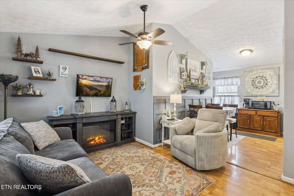 Photo of 228 Summerset Way, Maynardville, TN 37807 (MLS # 1294237)