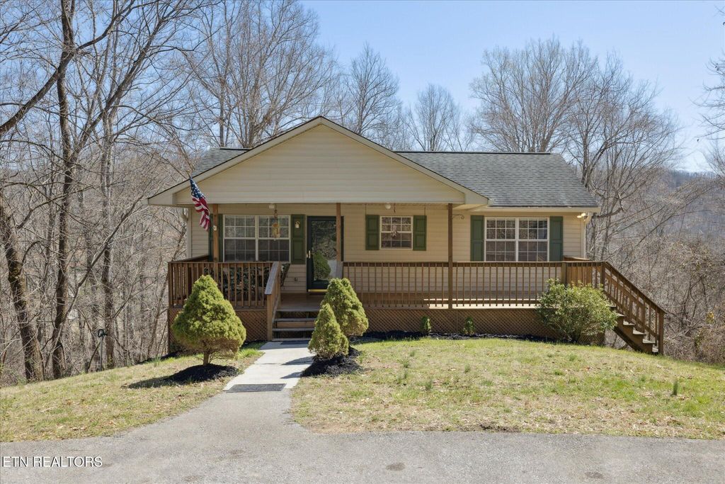 Photo of 228 Summerset Way, Maynardville, TN 37807 (MLS # 1294237)