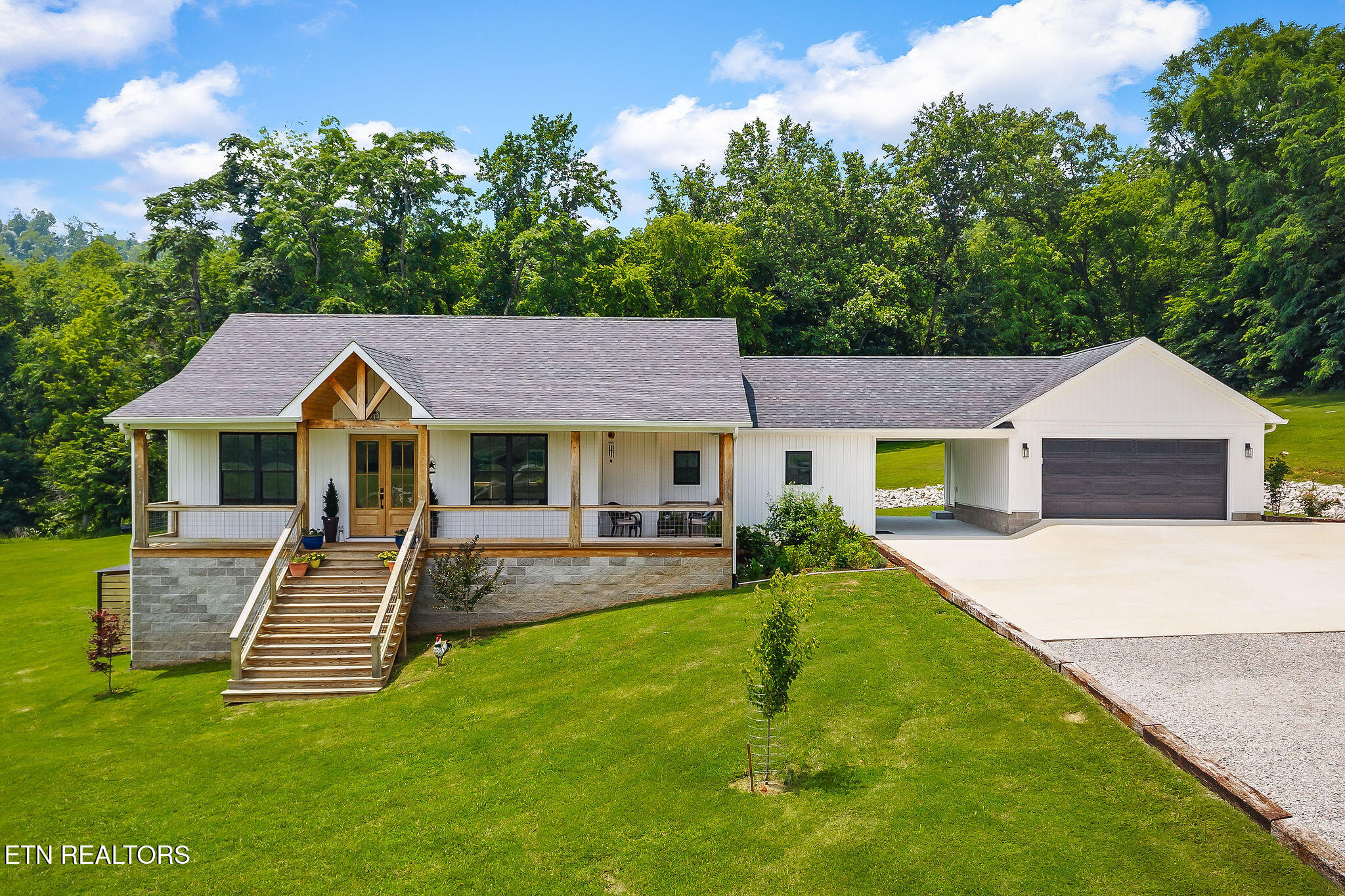 17124 Old Kentucky Rd