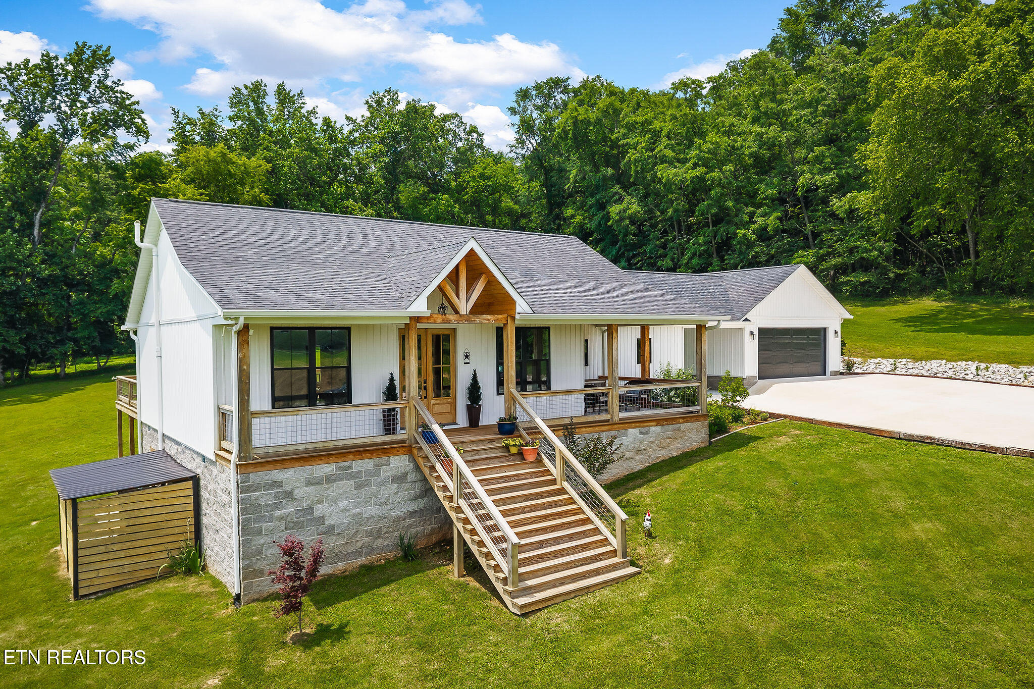 17124 Old Kentucky Rd