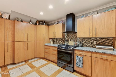 Tiny photo for 254 Orchard View Rd, Oliver Springs, TN 37840 (MLS # 1357422)