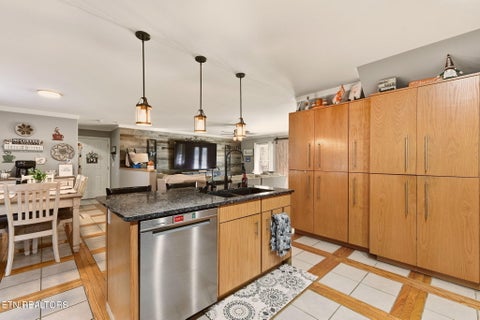 Tiny photo for 254 Orchard View Rd, Oliver Springs, TN 37840 (MLS # 1357422)