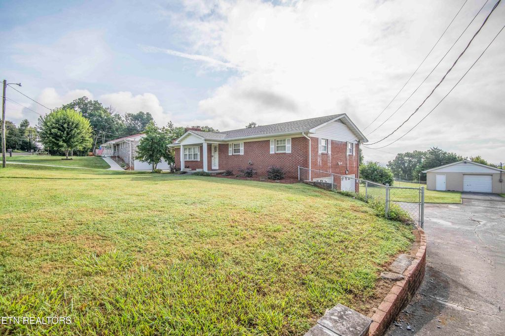 Photo of 7224 Ridgeview Rd, Corryton, TN 37721 (MLS # 1319346)