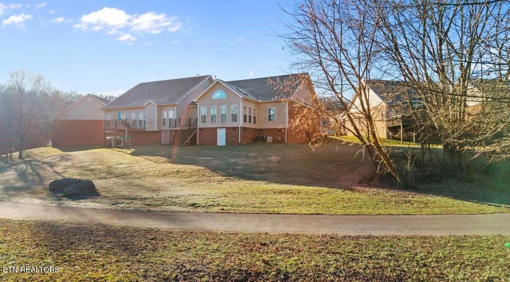 Photo of 4651 Oak Meadow Way, Knoxville, TN 37918 (MLS # 1329769)