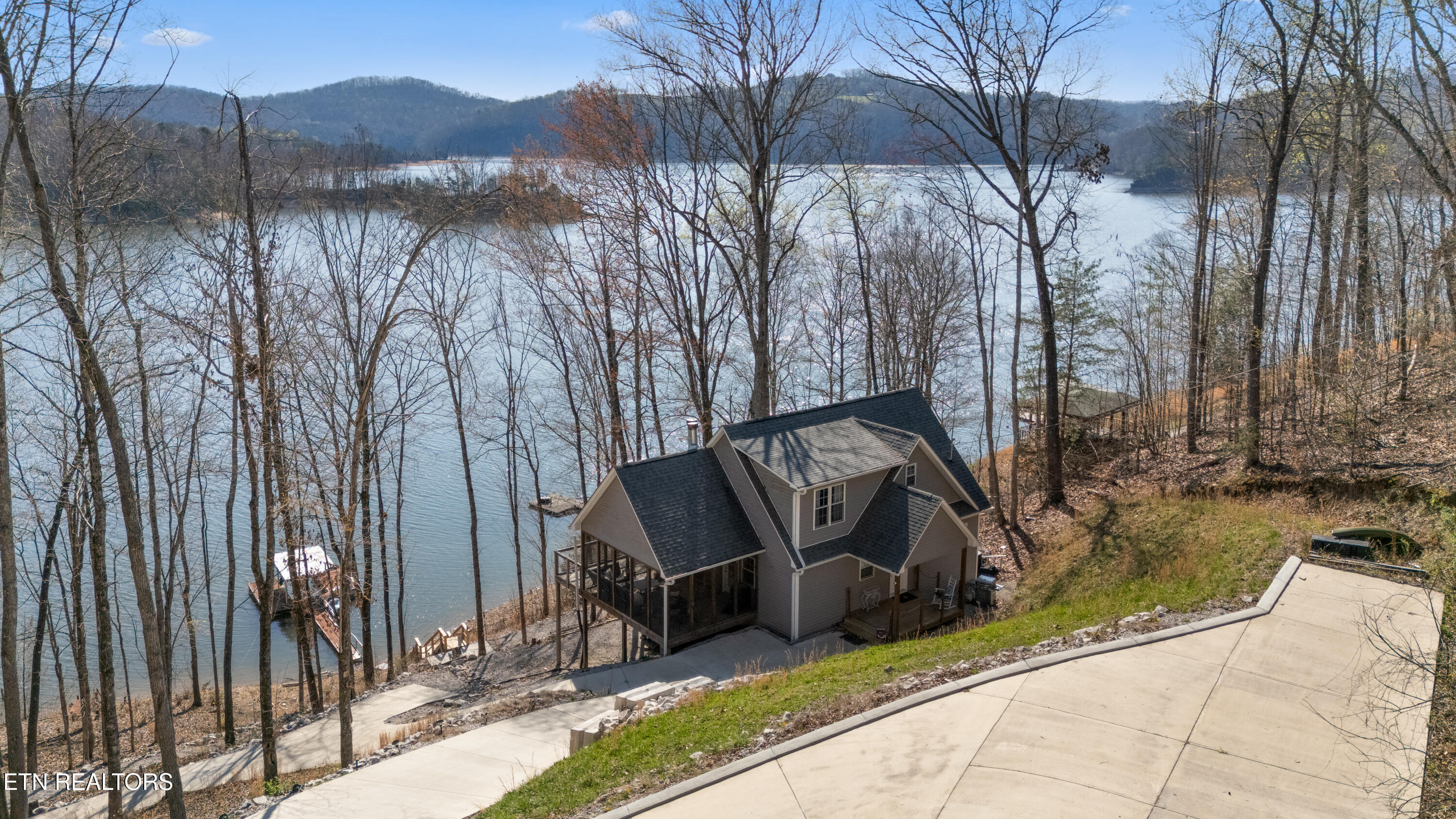 1317 Lakeview Drive Drive
