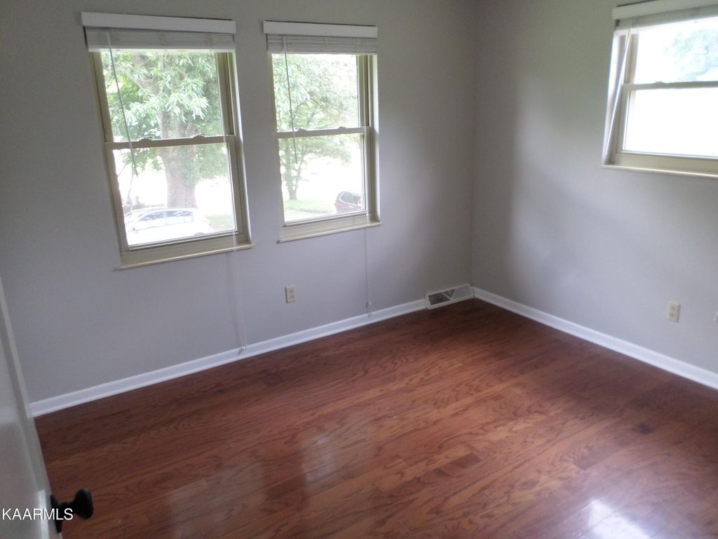 Photo of 2608 Topside Rd, Louisville, TN 37777 (MLS # 1232926)