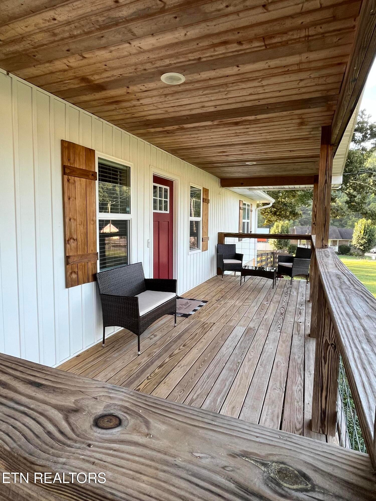 106 Moccasin Hollow Lane