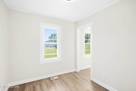 Tiny photo for 1433 Dogwood St, Morristown, TN 37814 (MLS # 1355762)