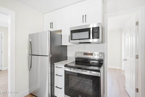 Tiny photo for 1433 Dogwood St, Morristown, TN 37814 (MLS # 1355762)