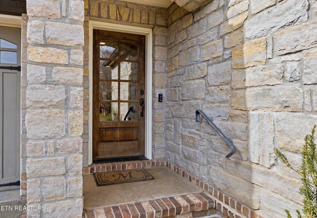 Photo of 6439 Cobblecreek Way, Knoxville, TN 37919 (MLS # 1333709)