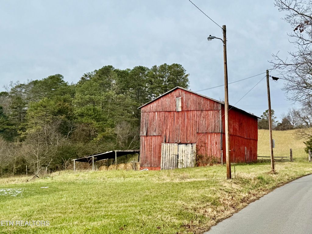 Photo of 1087 HARMON Rd, New Tazewell, TN 37825 (MLS # 1284942)