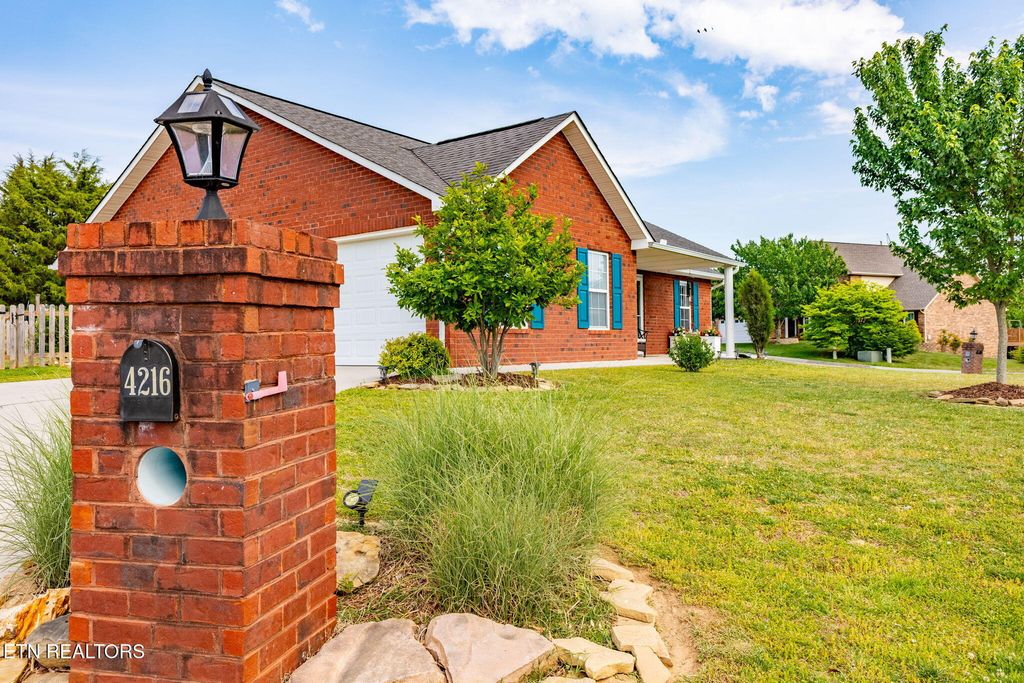 Photo of 4216 Kingdom Lane, Knoxville, TN 37938 (MLS # 1338409)