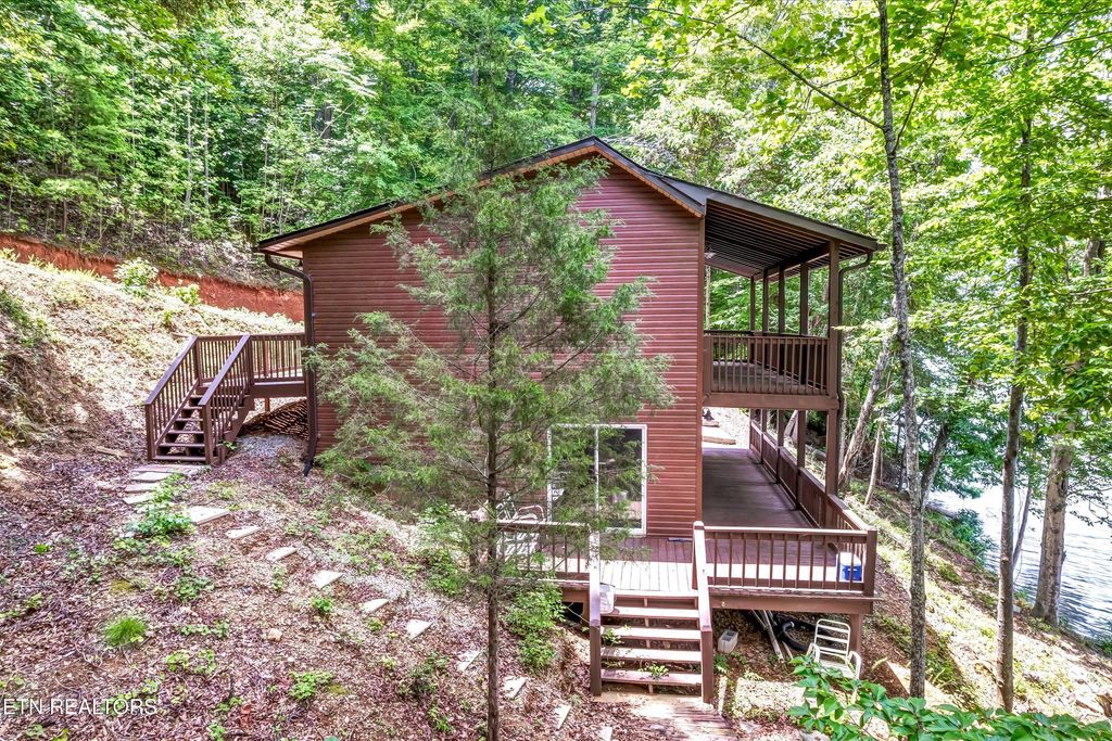 Photo of 198 Peninsula Drive, Rockwood, TN 37854 (MLS # 1320091)