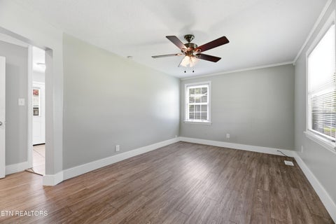 Tiny photo for 108 Meadowbrook St, Clinton, TN 37716 (MLS # 1349351)
