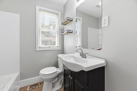 Tiny photo for 108 Meadowbrook St, Clinton, TN 37716 (MLS # 1349351)