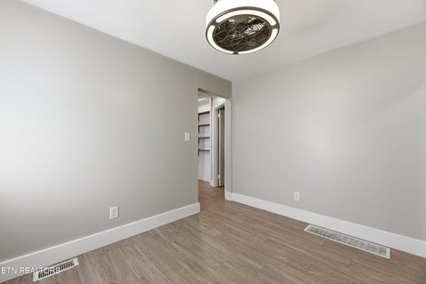 Tiny photo for 108 Meadowbrook St, Clinton, TN 37716 (MLS # 1349351)
