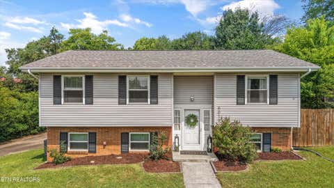Photo of 6019 Cougar Drive, Knoxville, TN 37921 (MLS # 1350006)