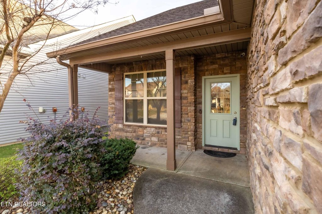 Photo of 12056 Woodhollow Lane, Knoxville, TN 37932 (MLS # 1328626)