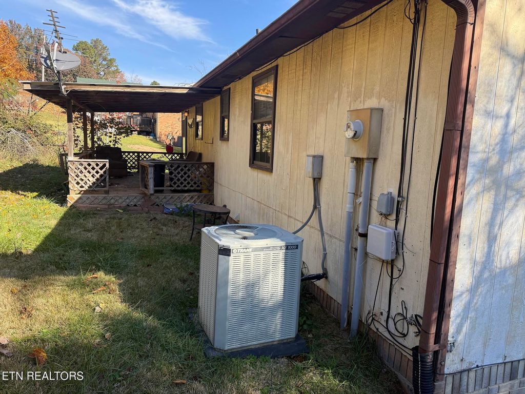 Photo of 134 Allen Drive, Tazewell, TN 37879 (MLS # 1321593)