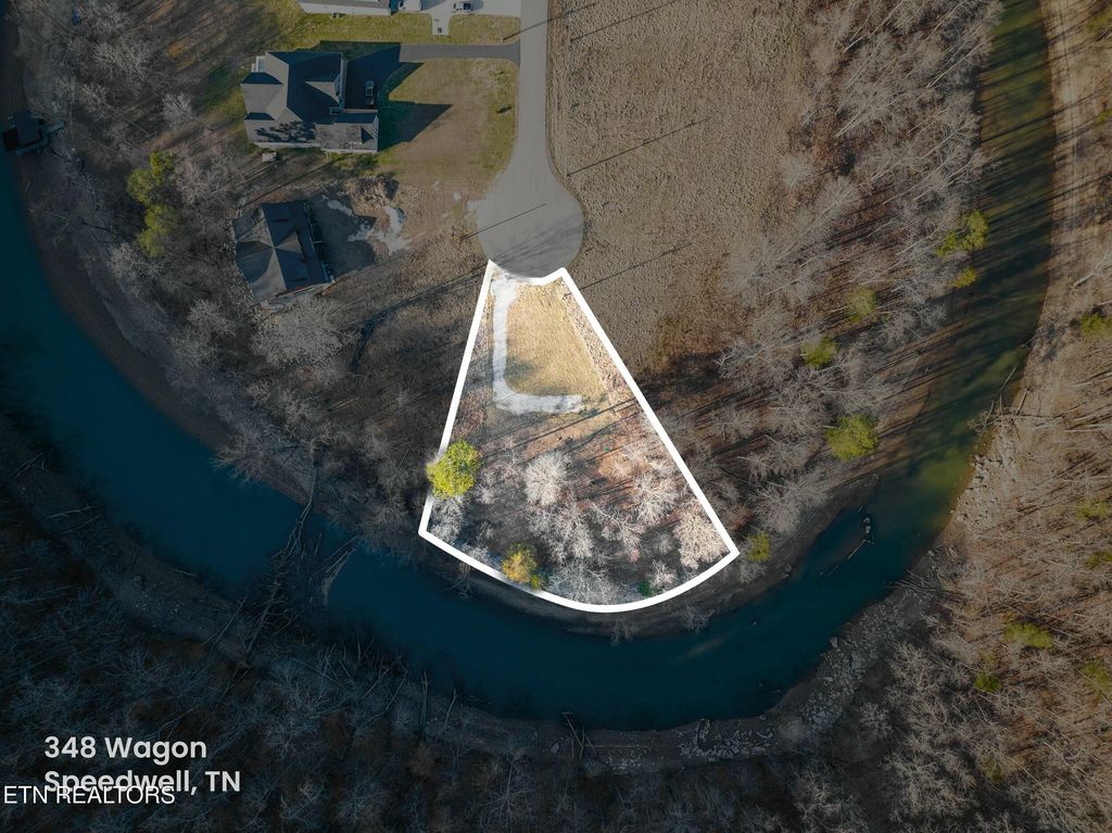 Photo of 348 Wagon Lane, Speedwell, TN 37870 (MLS # 1292115)