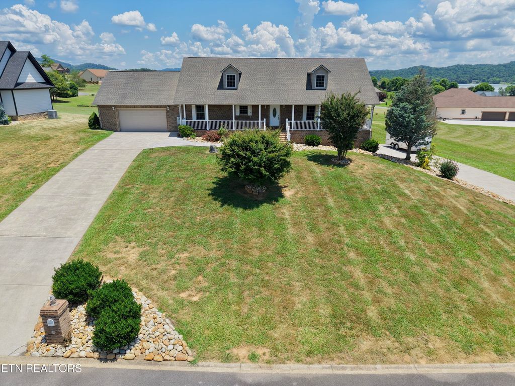 Photo of 4013 Paradise Drive, Mooresburg, TN 37811 (MLS # 1306974)
